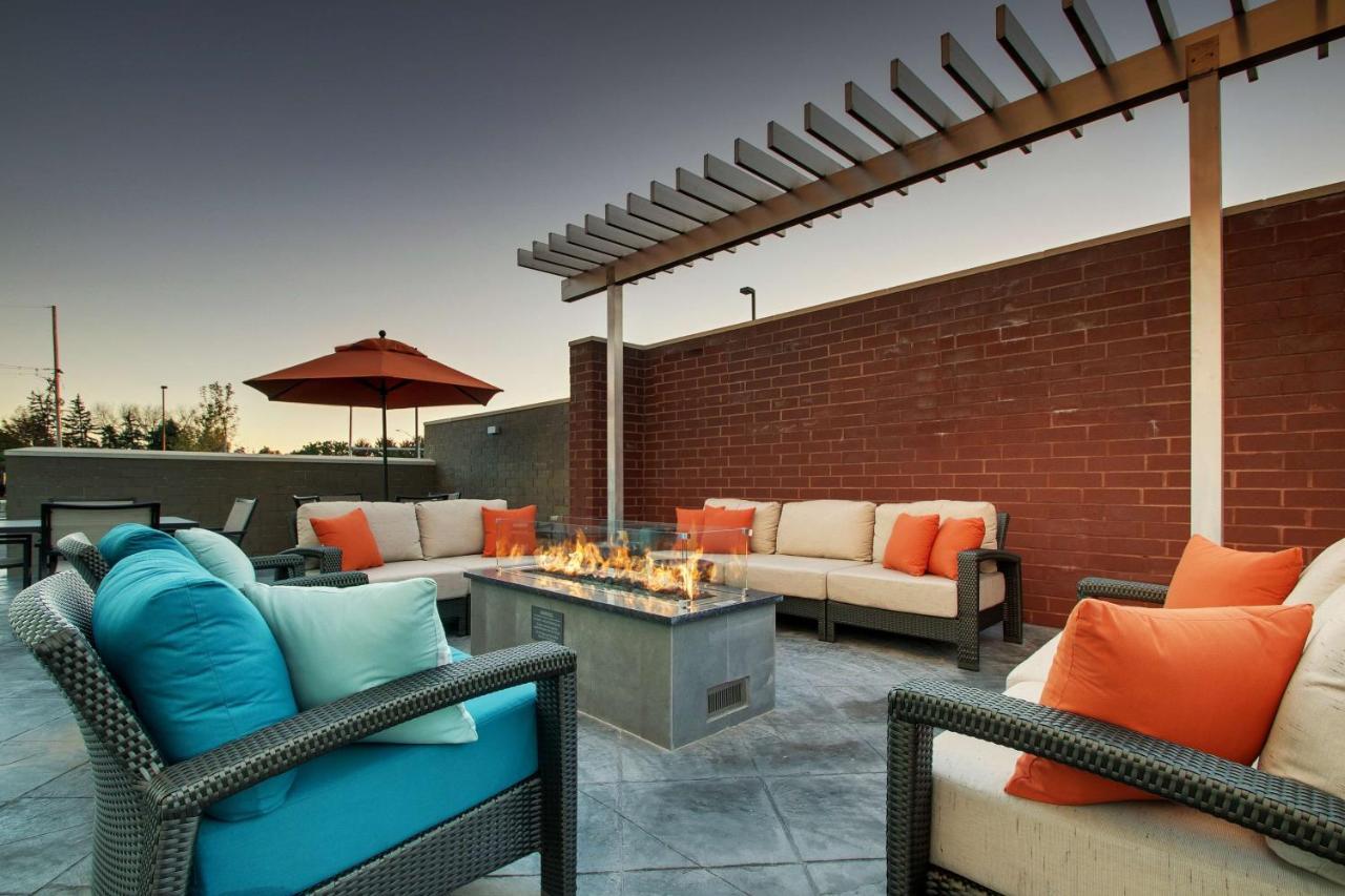 Hyatt House Oak Brook Ξενοδοχείο Εξωτερικό φωτογραφία